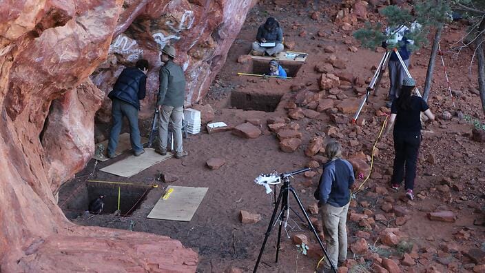 echoes excavation team